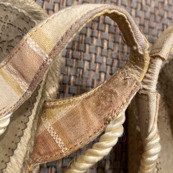 Kenzie 7.5 Plaid Espadrille Sandals - Picture 9 of 9